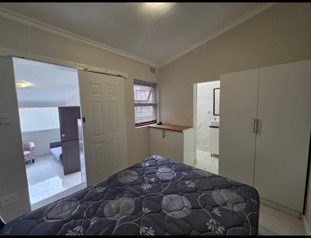 2 BEDROOM PROPERTY TO RENT IN BLOMTUIN